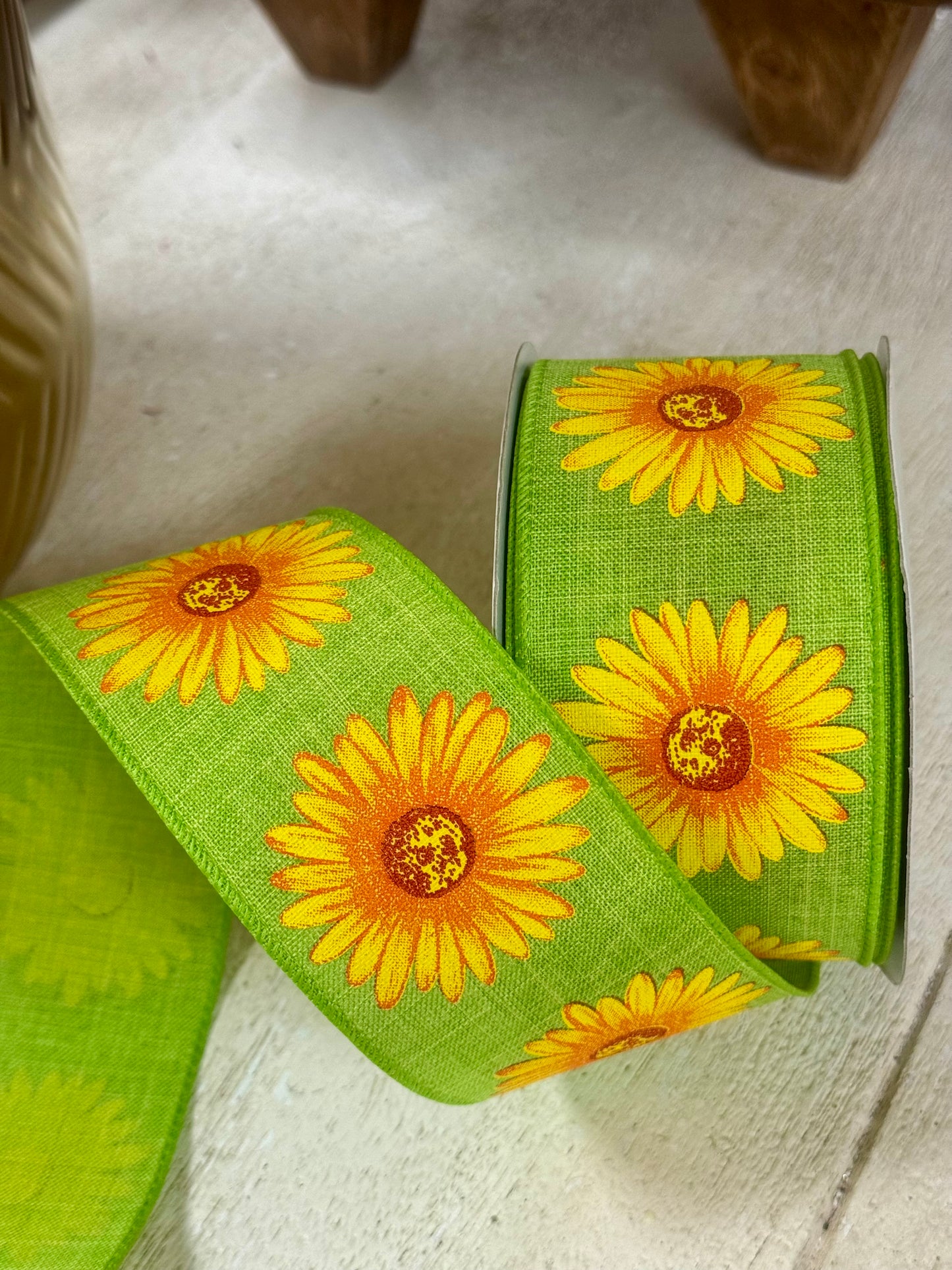 2.5 Inch By 20 Yard Lime And Yellow Gerbera Daisy Ribbon