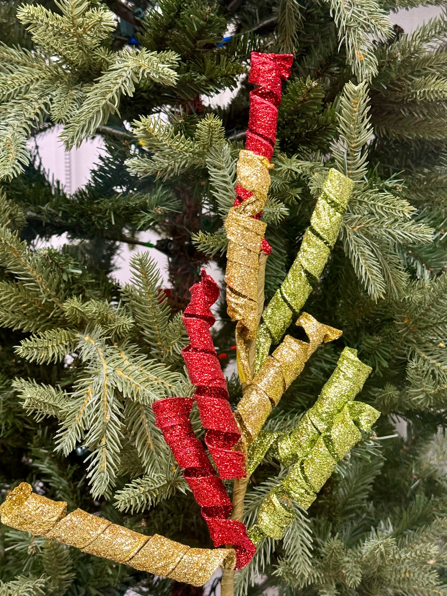 24 Inch Red Lime Green Curly Spray