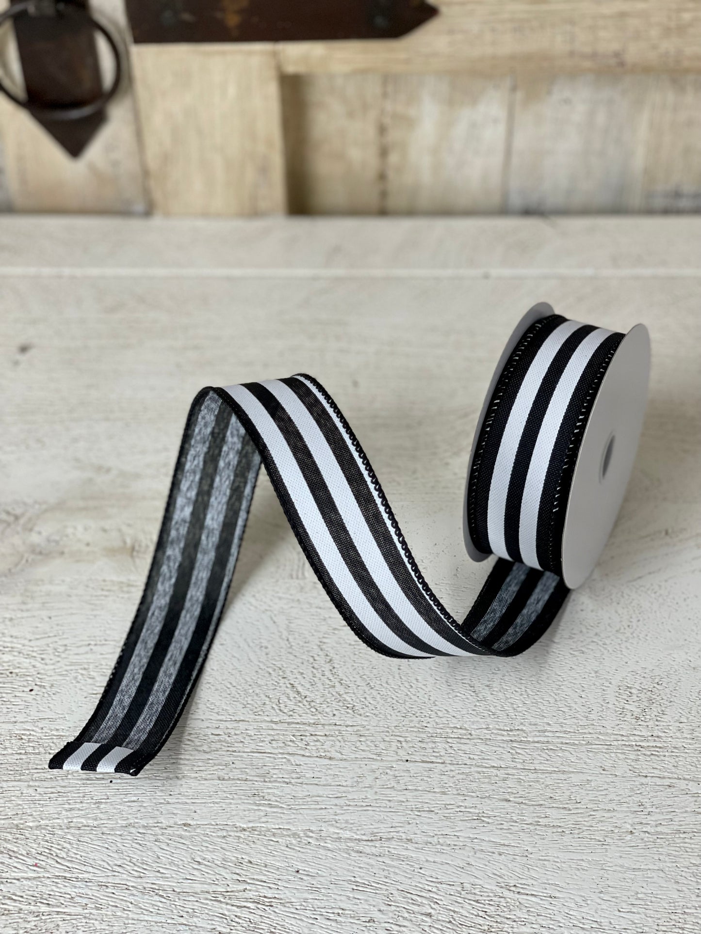 1.5 Inch By 10 Yard Black And White Cabana Striped Ribbon