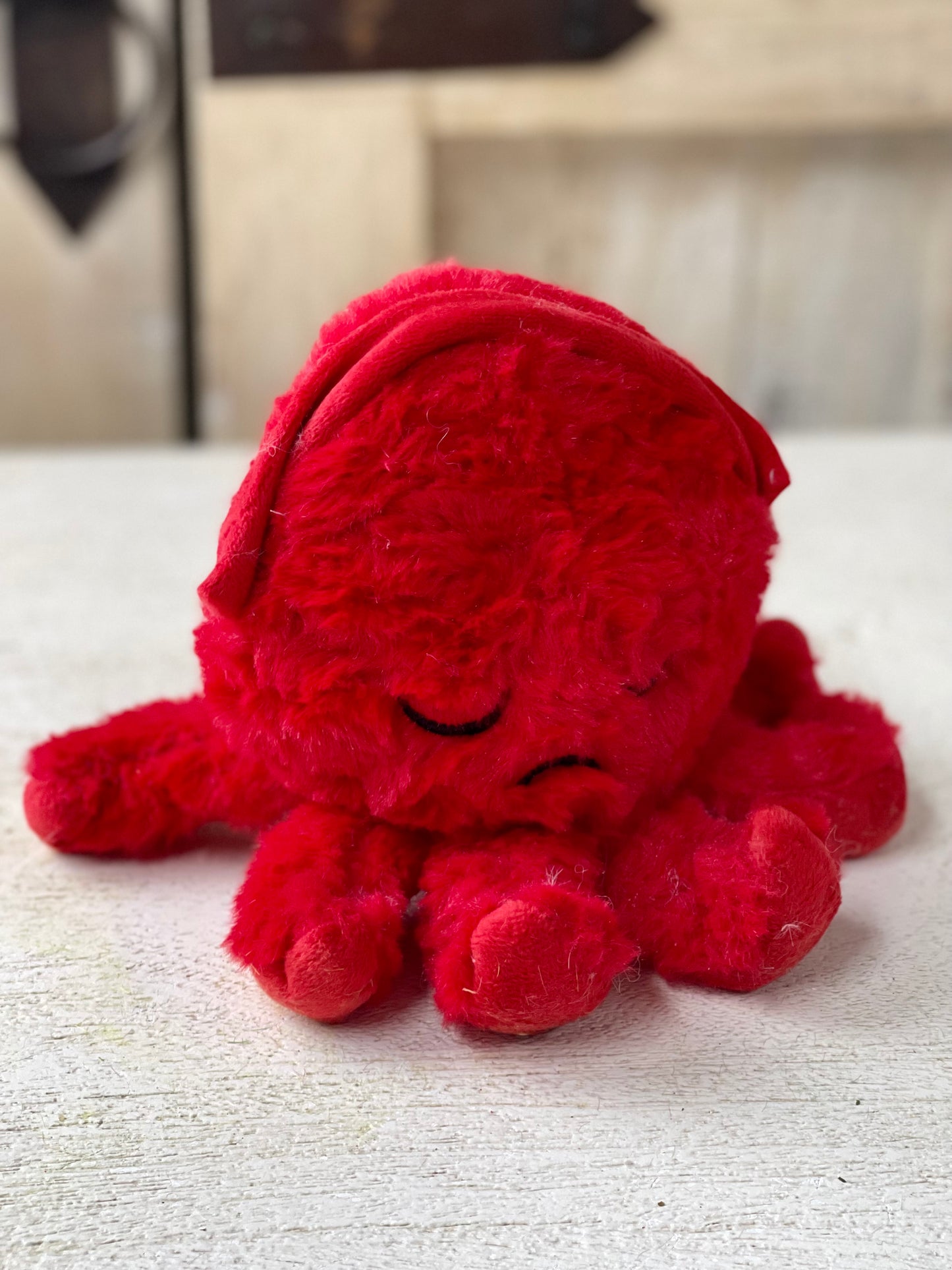 Zippetz Two In One Reversible Animals- Tie Dye Owl/Red Squid