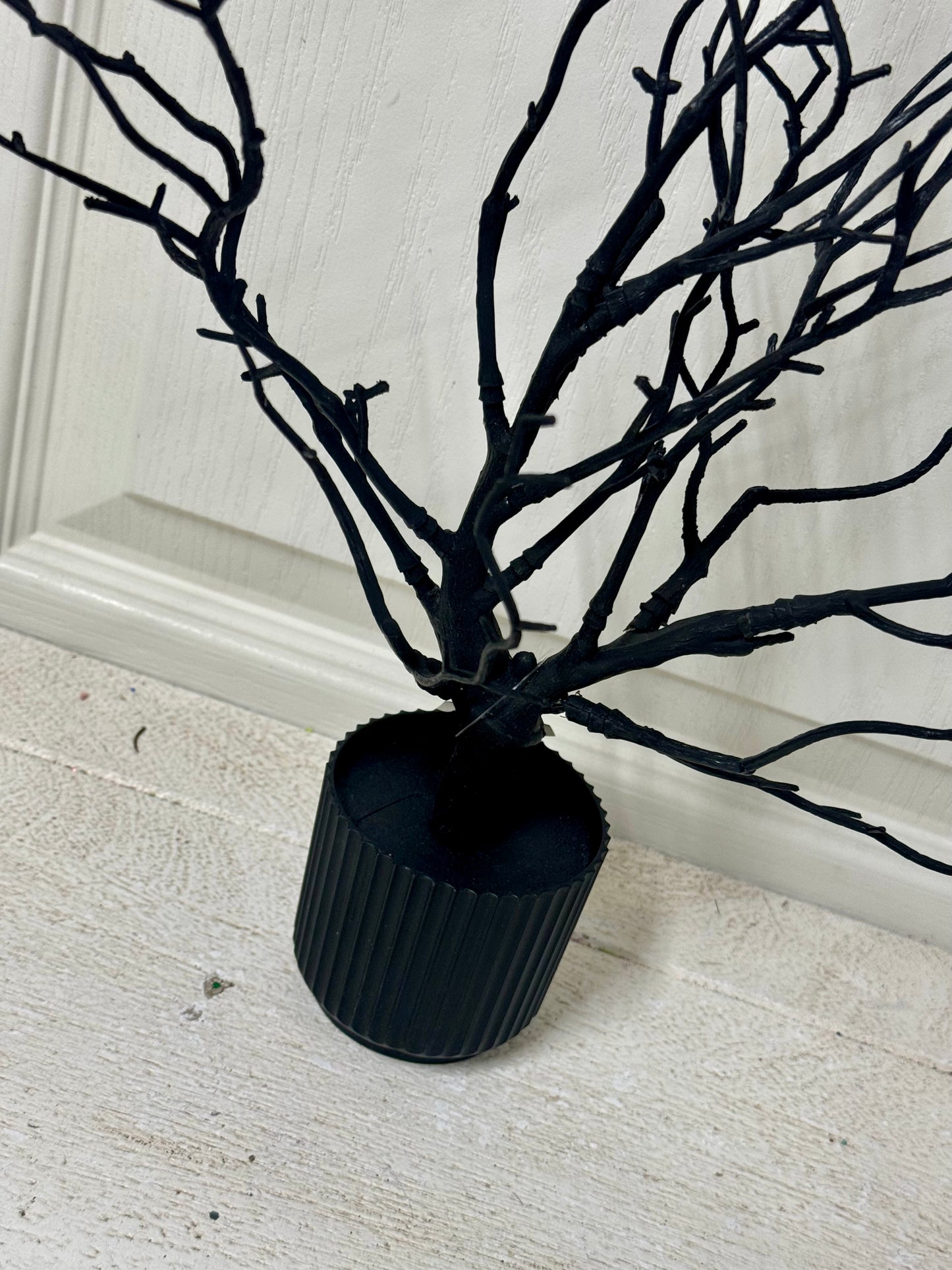 Black Halloween Tree
