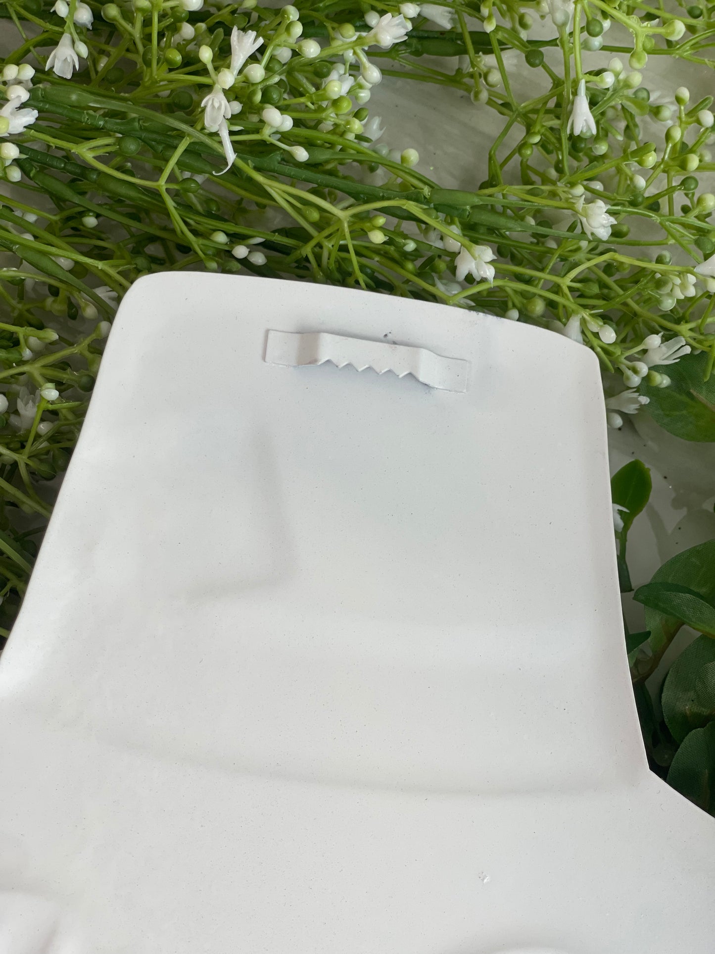 12 Inch Brown Hat Metal Embossed Scarecrow Sign