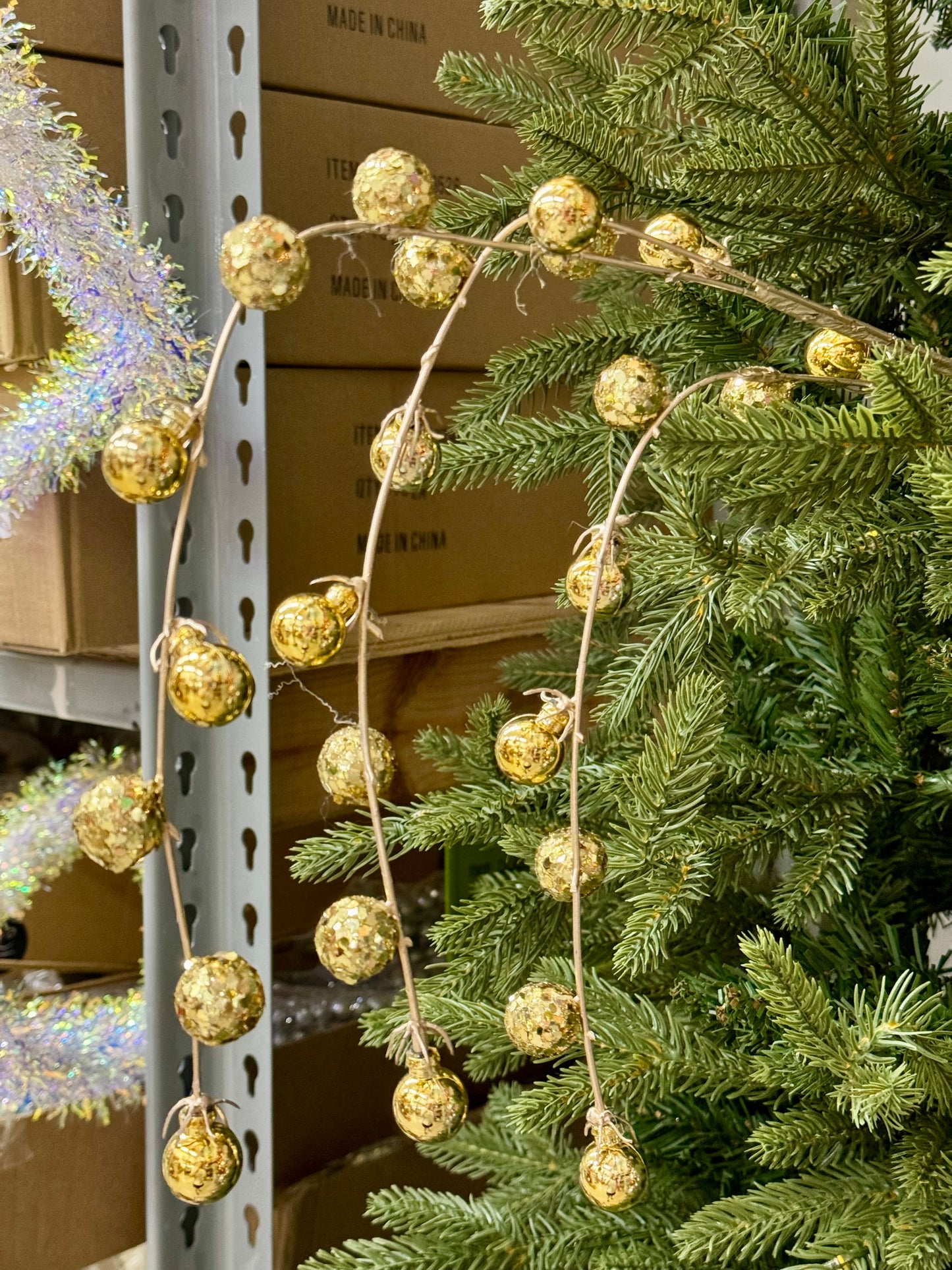 35.5 Inch Gold Hanging Ball Spray