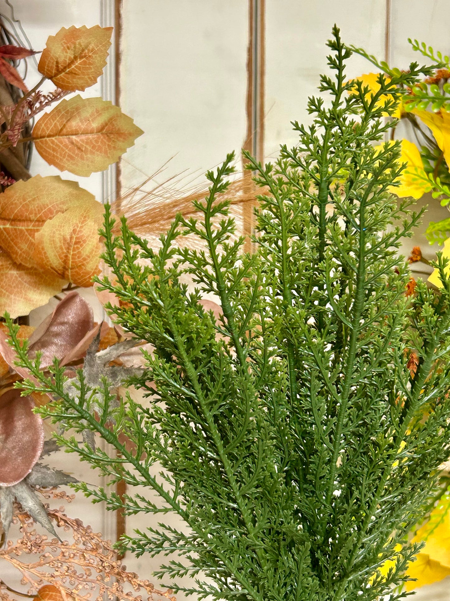 18.5 Inch Green Cedar Spray