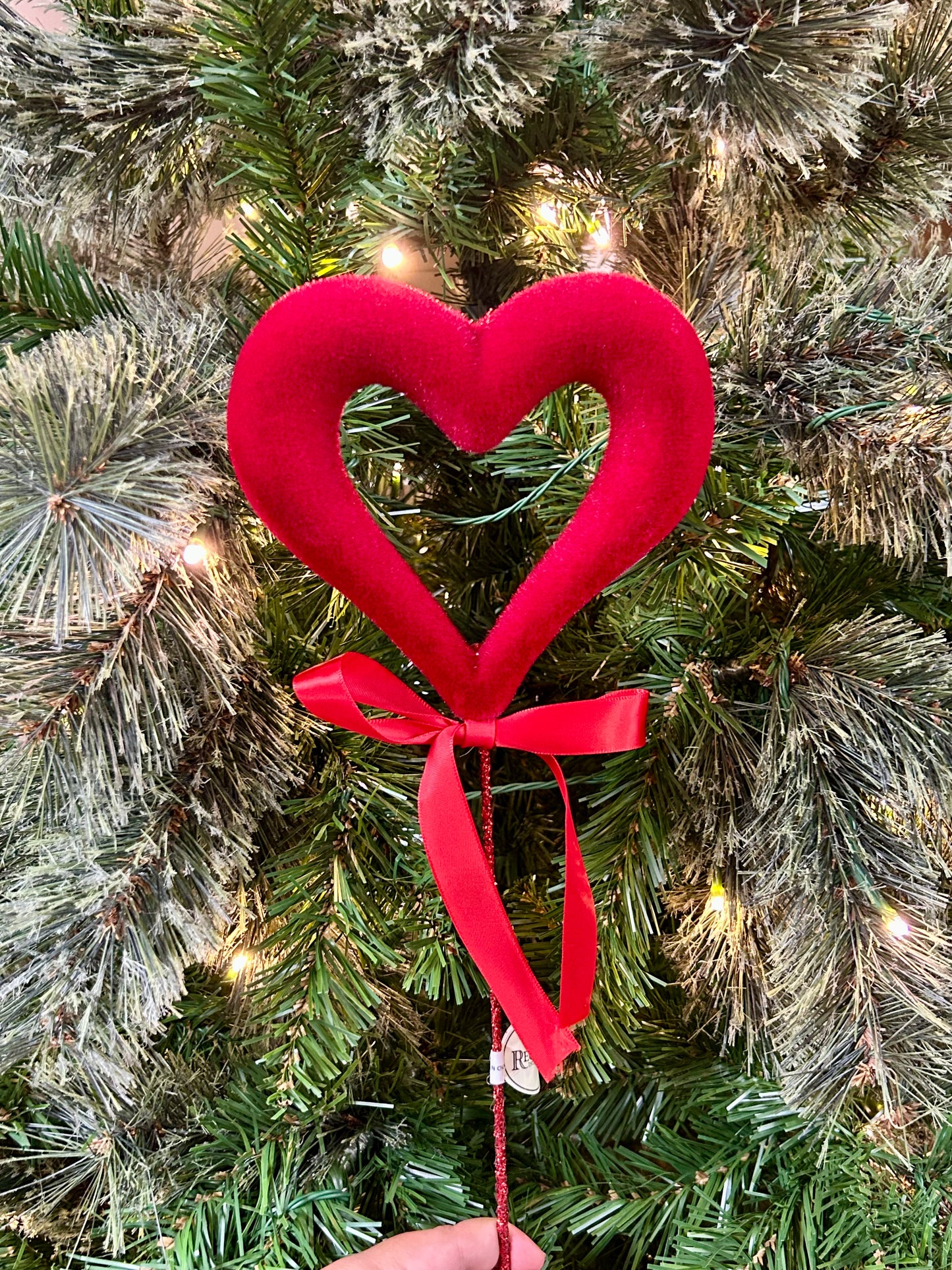 18 Inch Flocked Open Heart Pick