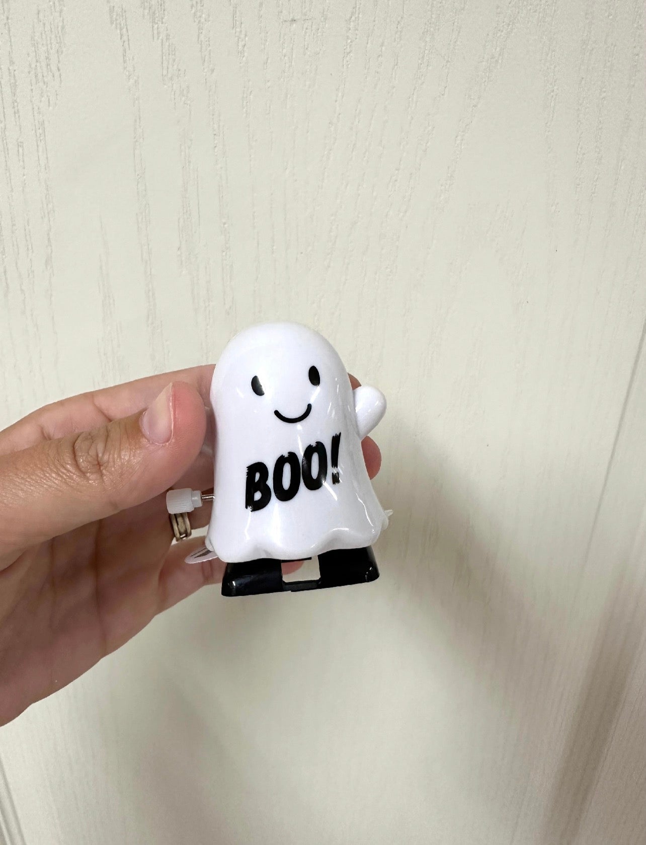 Ghost Wind-Up Halloween Toy