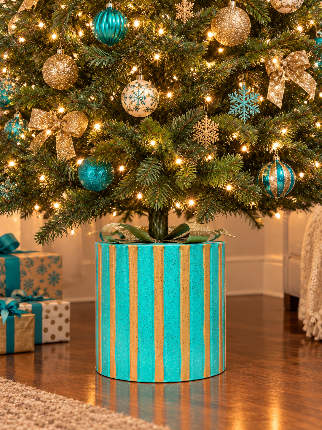 17 Inch Metal Christmas Present Tree Base Two Styles