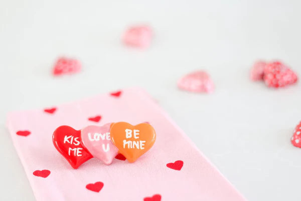 Nora Fleming It's A Love Thing Mini