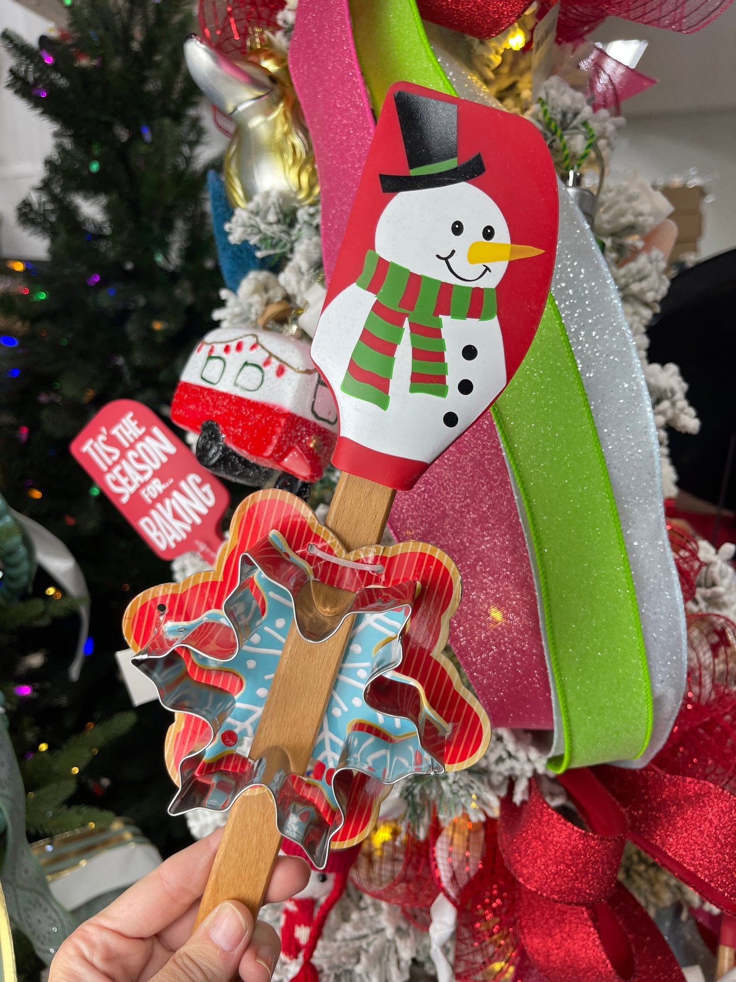 Christmas Spatula with Cookie Cut