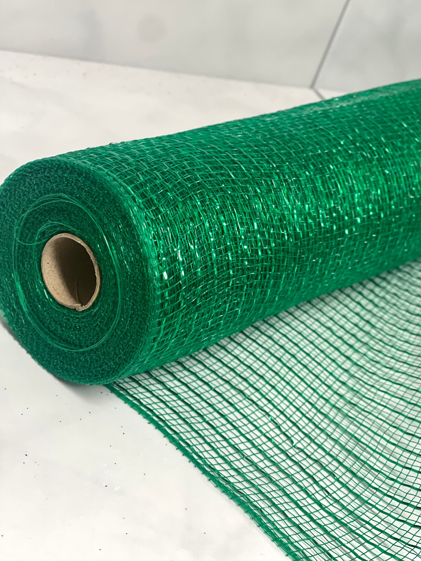 21 Inch By 10 Yard Metallic Emerald Mesh