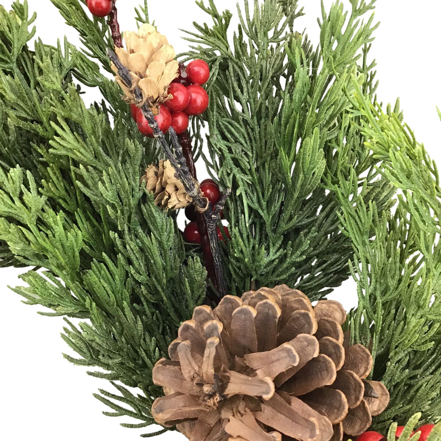 Cedar Pine Berry & Pinecone 22 Inch Wreath