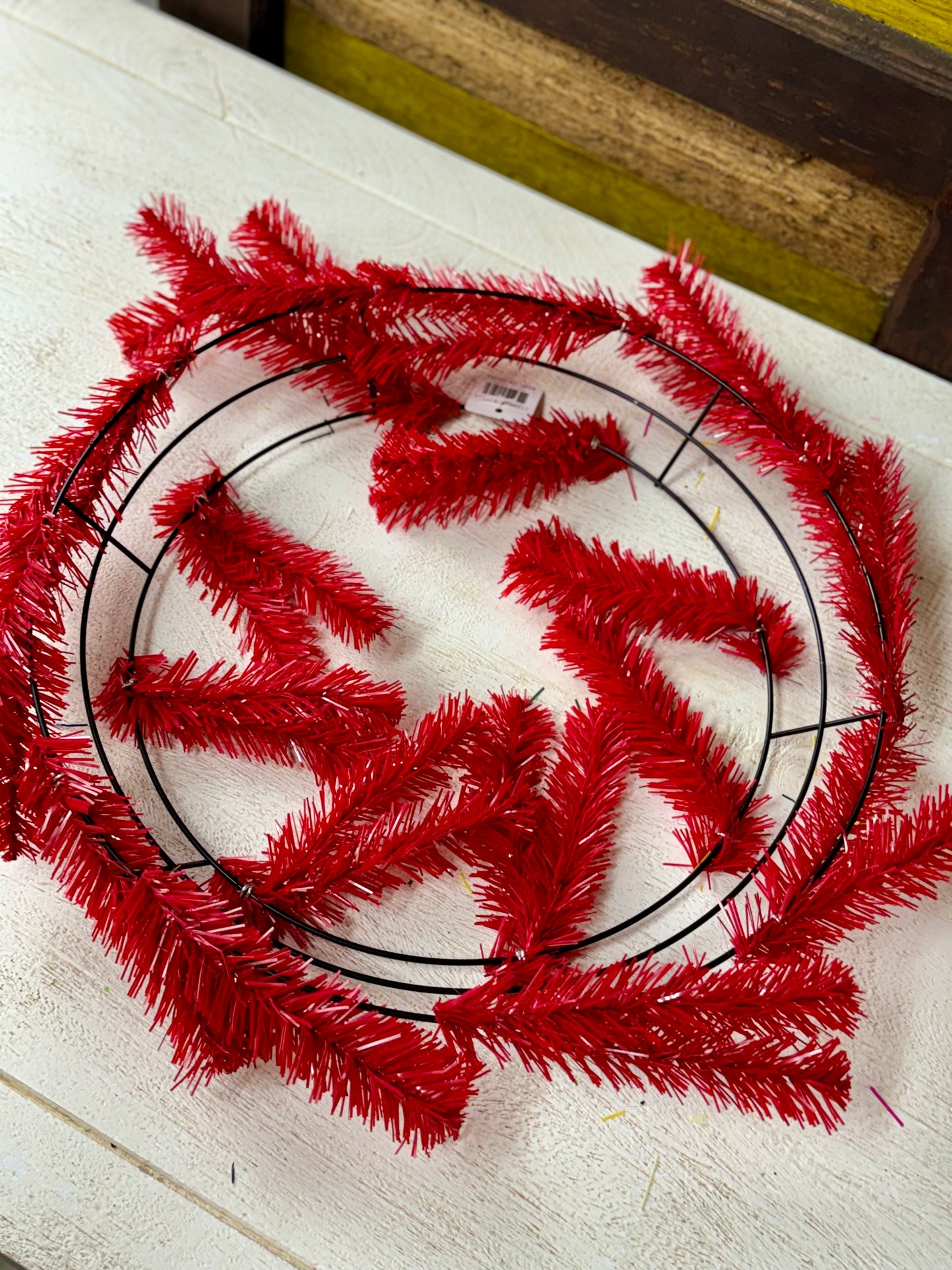 15 Inch Wire 25 Inch Oad Red Work Wreath