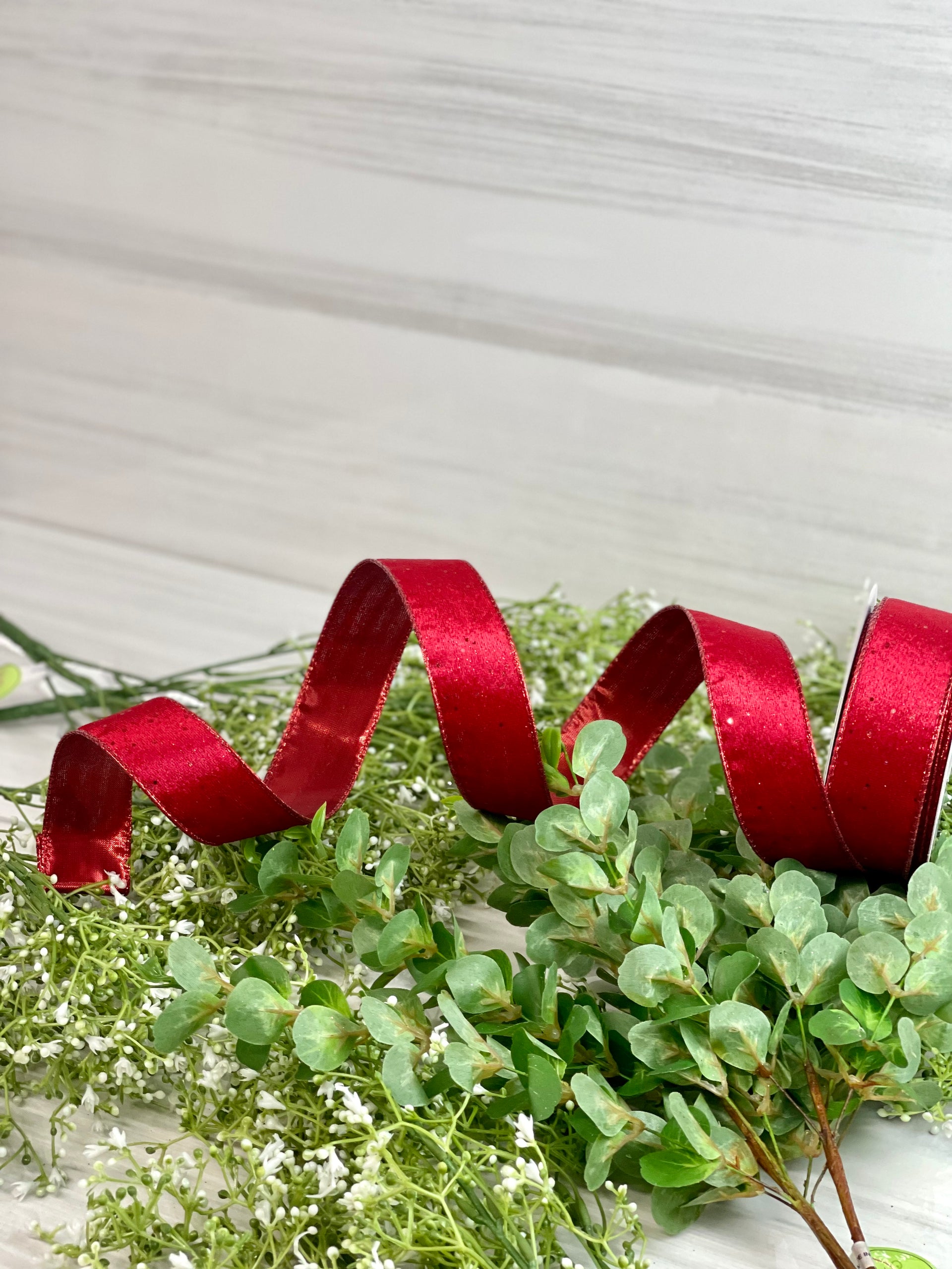 DIY Ornament With Glitter & Velvet Ribbon - Summer Adams