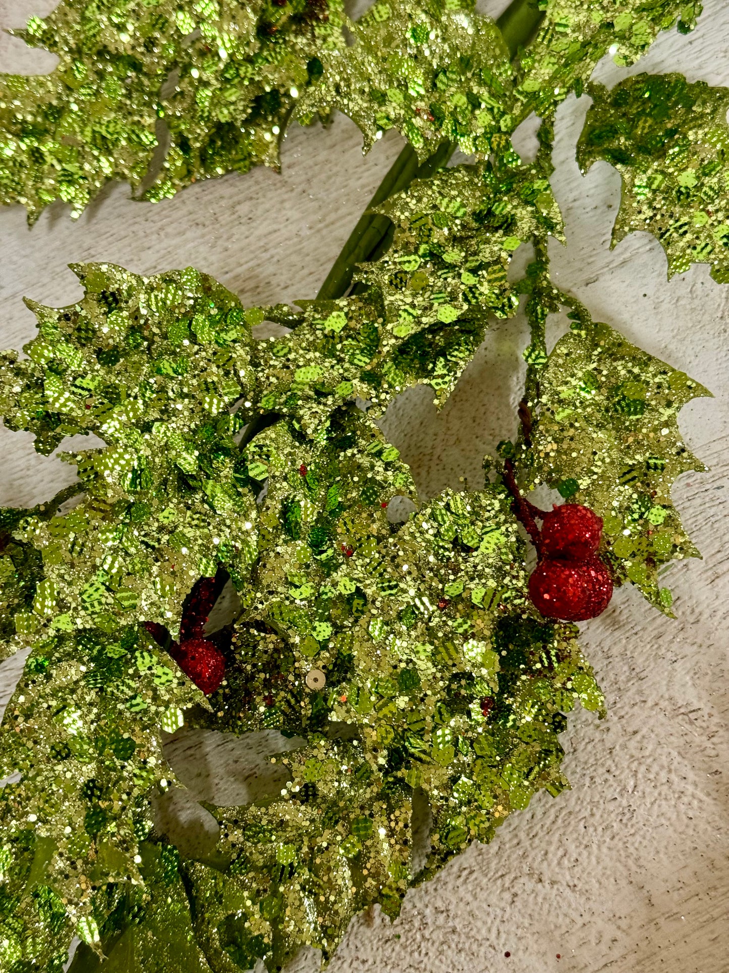 5 Foot Red And Lime Holly Berry Garland