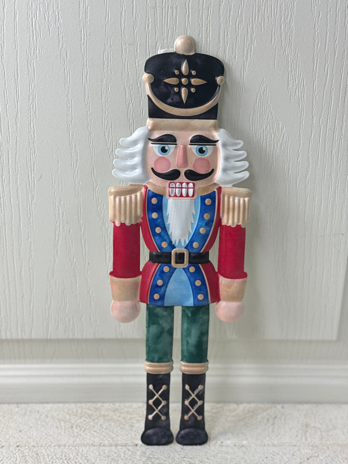 12 Inch Traditional Metal Nutcracker Sign