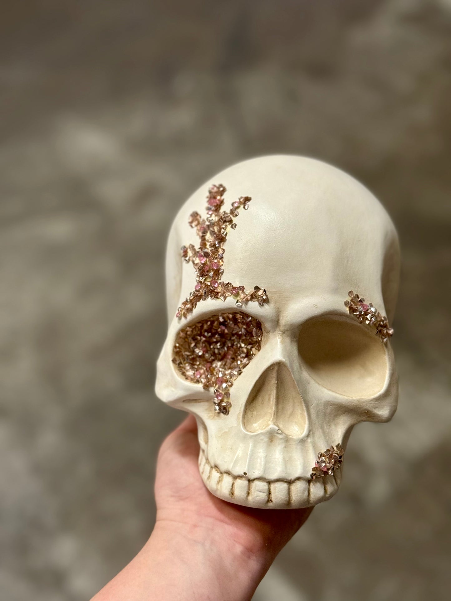 6 Inch Pink Glitter Ceramic Skull