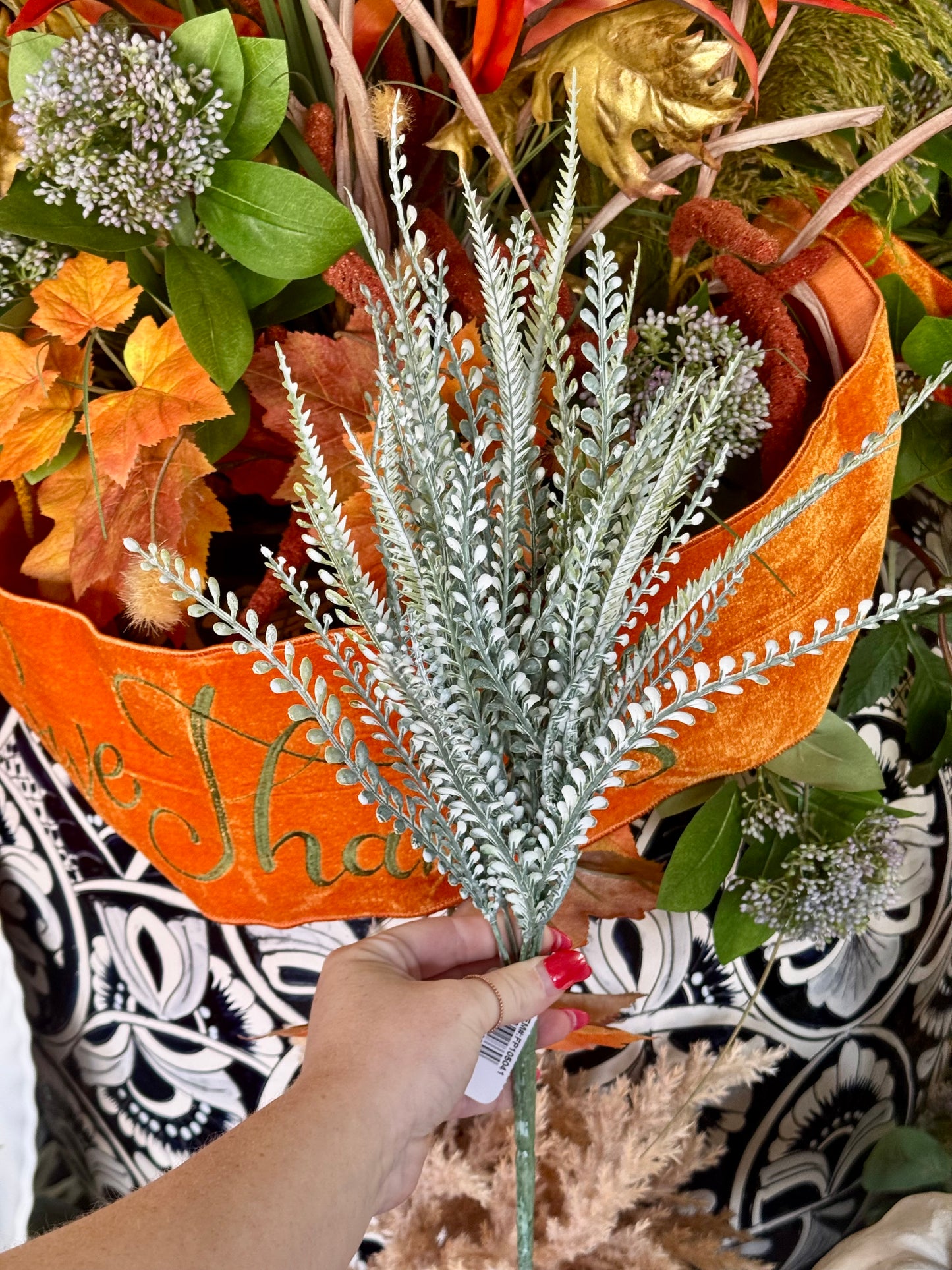 17.5 Inch Green And White Wash Bead Grass Bush