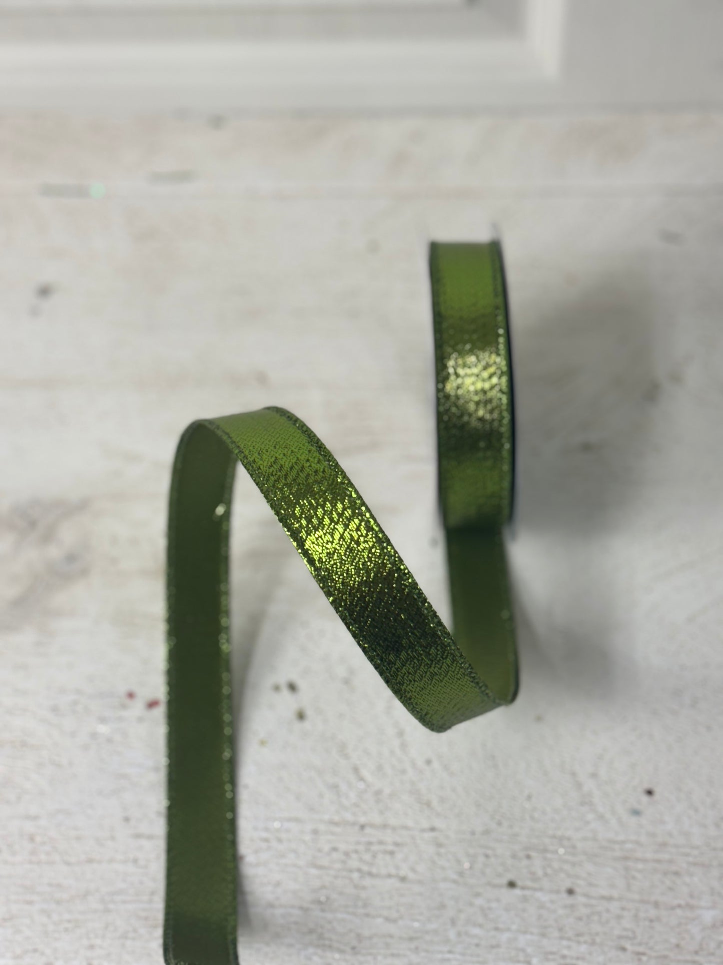 7/8 Inch By 10 Yard Lime Green Metallic Ribbon