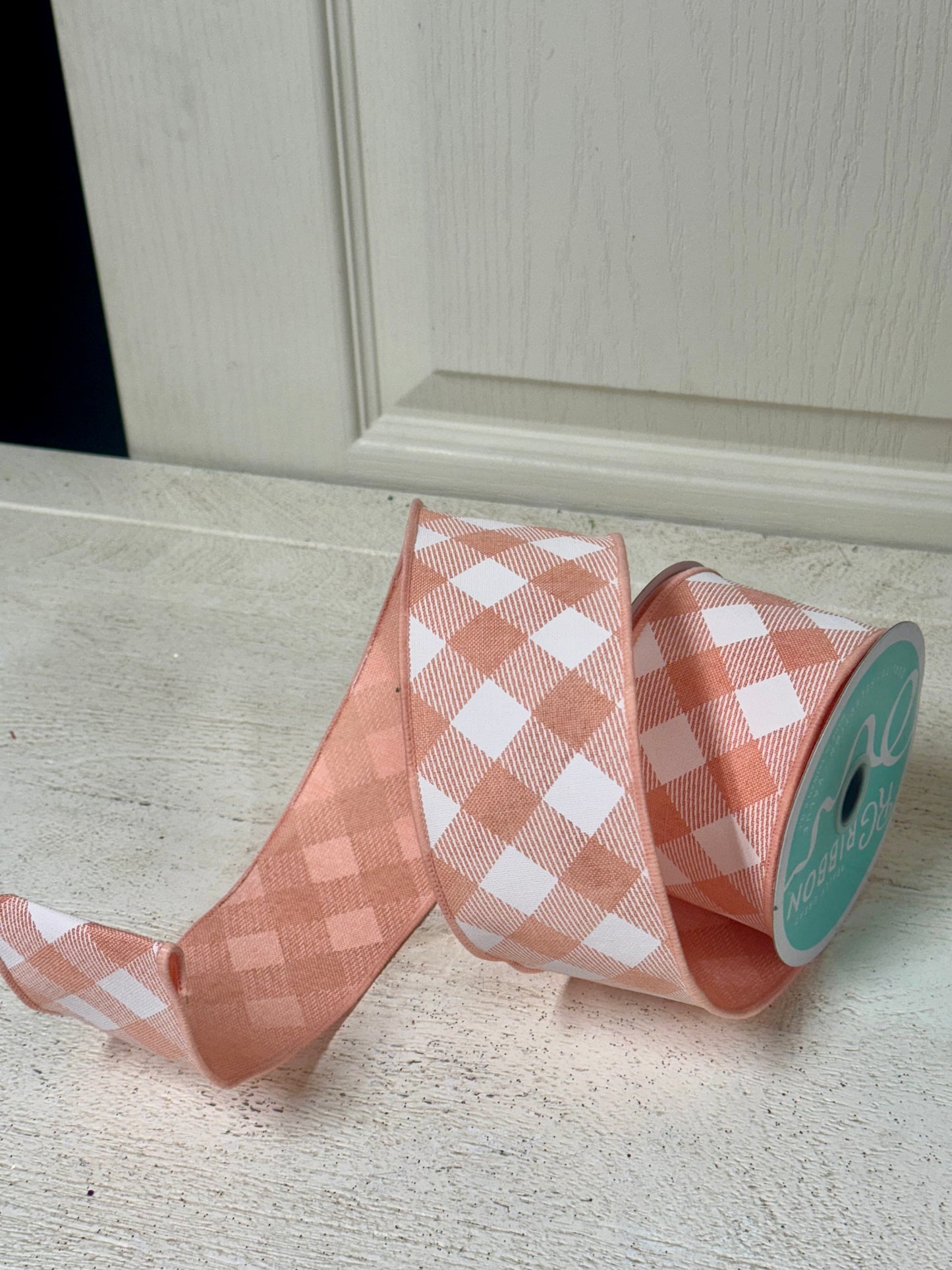 2.5 Inch By 10 Yard Peach And White Diagonal Check Ribbon