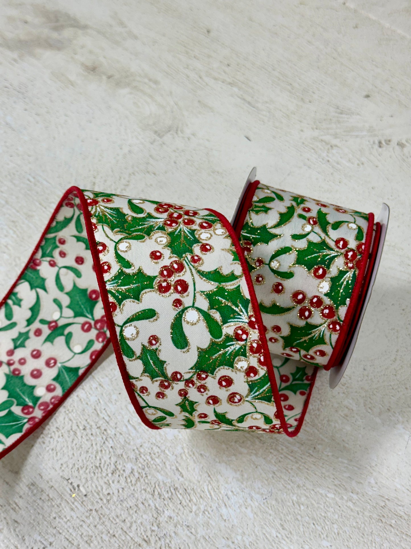2.5 Inch By 10 Yard Holly Berry And Mistletoe Ribbon