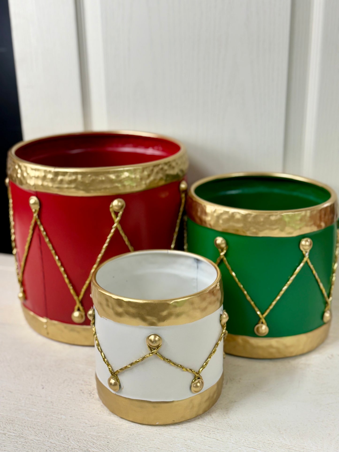 Metal Red White And Green Set Of Three Drum Containers