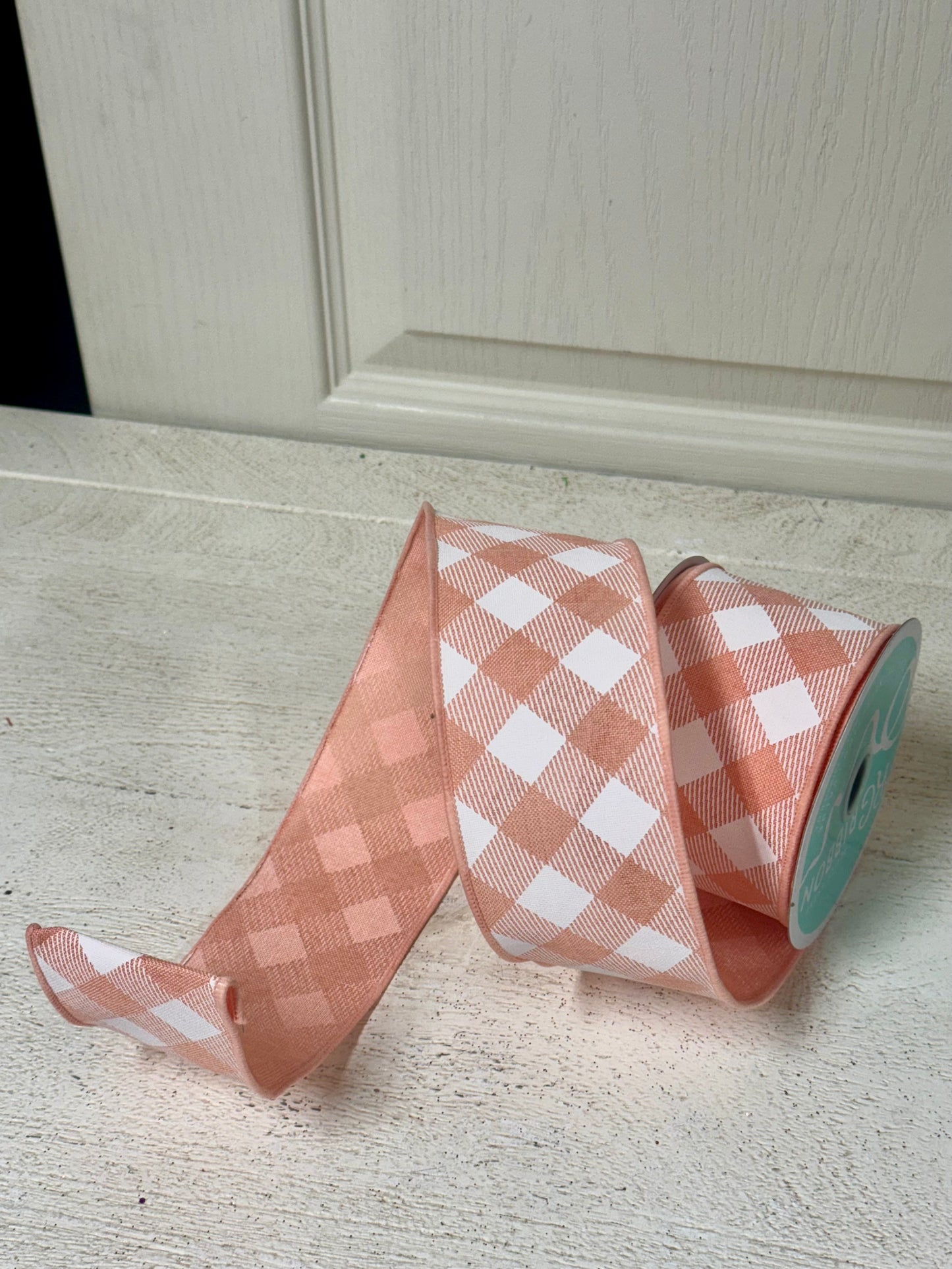 2.5 Inch By 10 Yard Peach And White Diagonal Check Ribbon