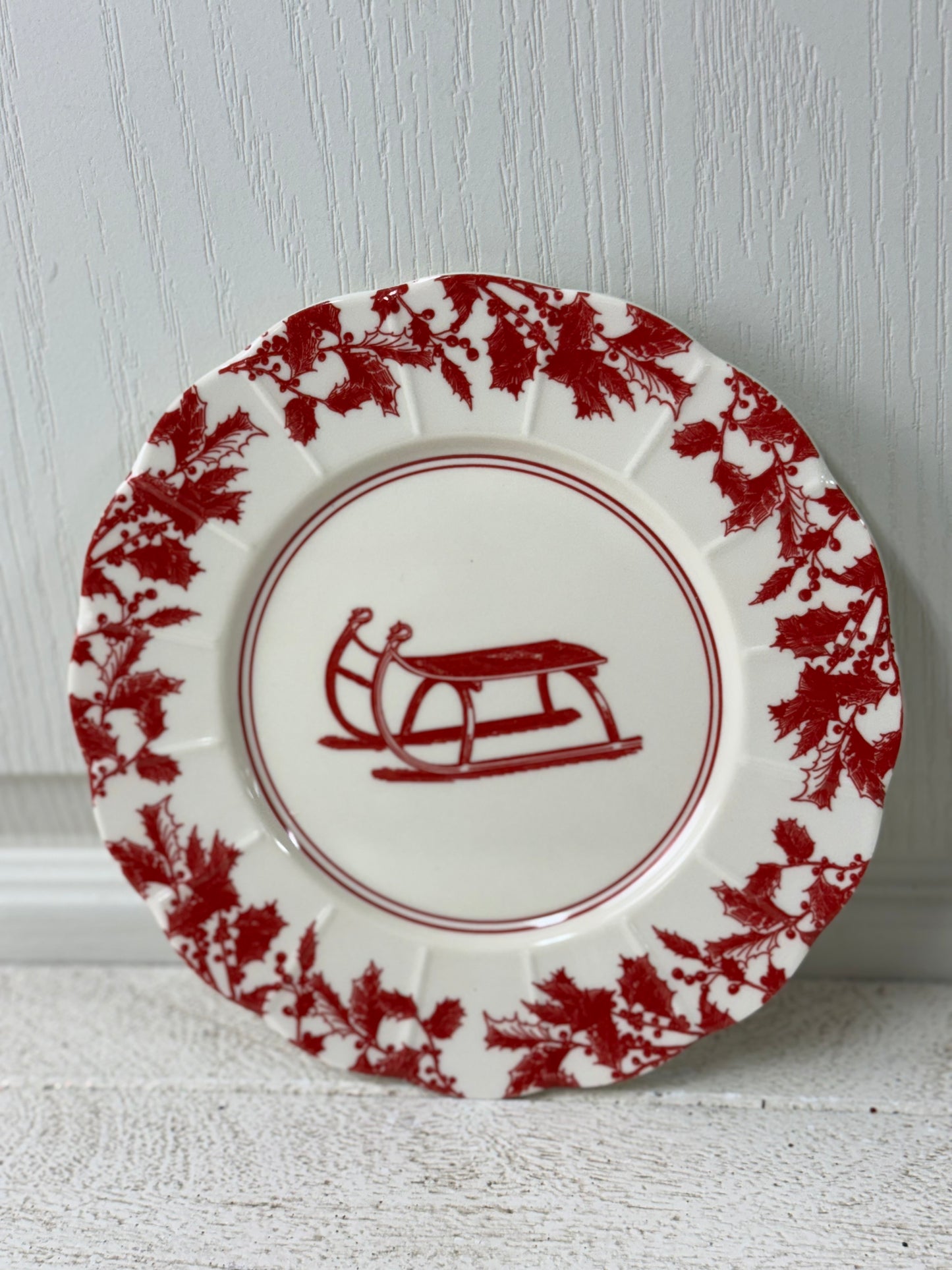 8 Inch Red Scalloped Christmas Plate Four Assorted Styles