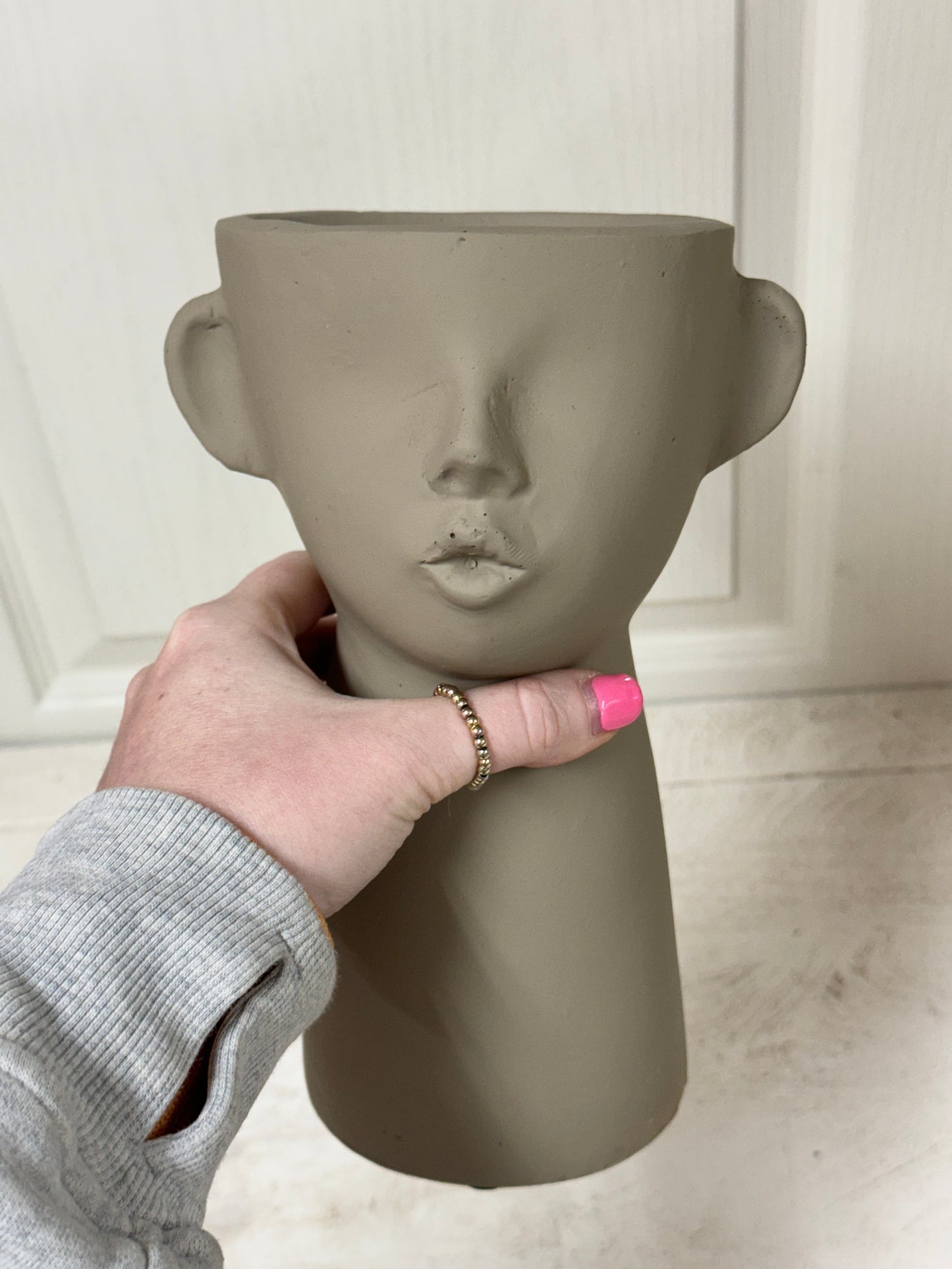 Tan Face Planter