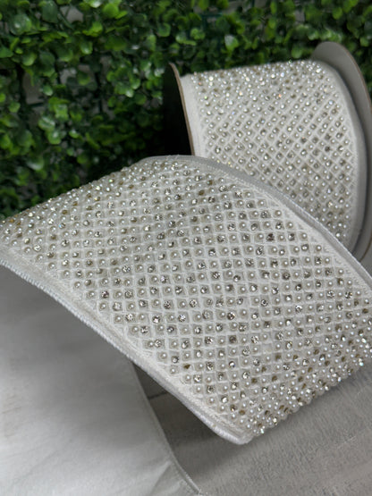 Farrisilk 4 Inch By 5 Yard Silver And White Glamour Glitz Ribbon
