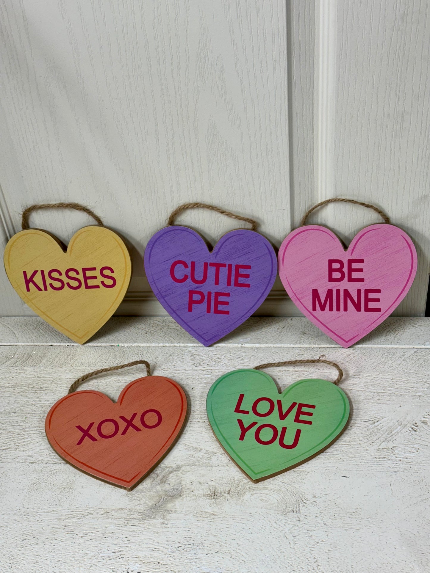6 Inch Conversation Hearts Wreath Signs Five Assorted Colors