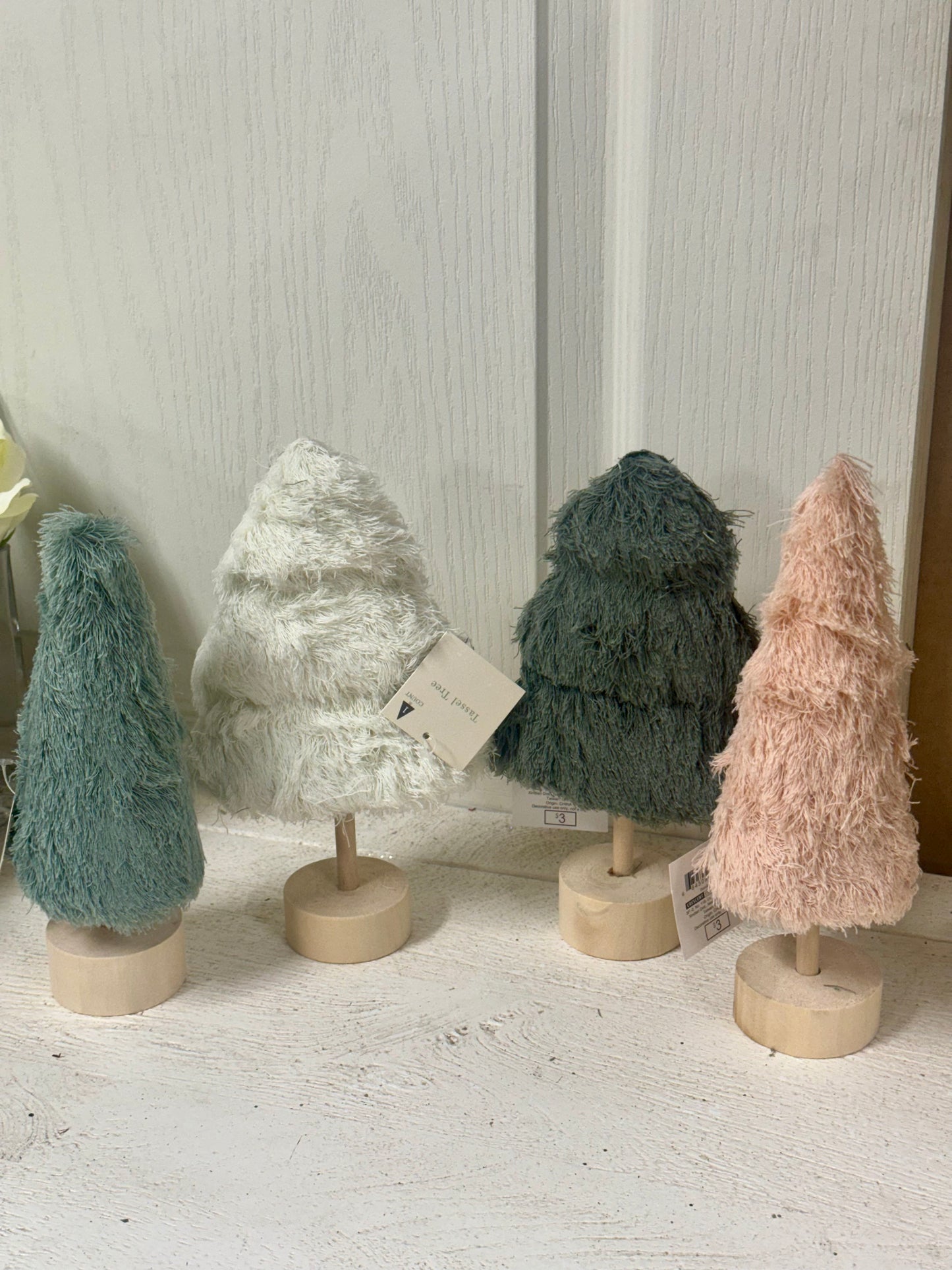 Large Tassel Trees Four Styles