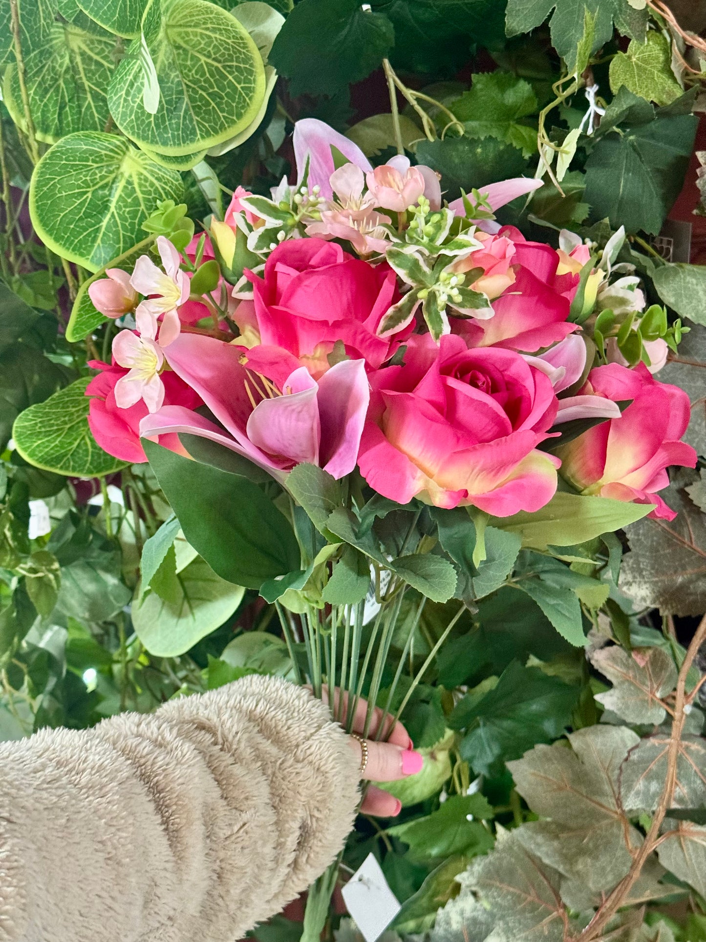 14 Inch Beauty Pink Rose And Lily Mix Bush