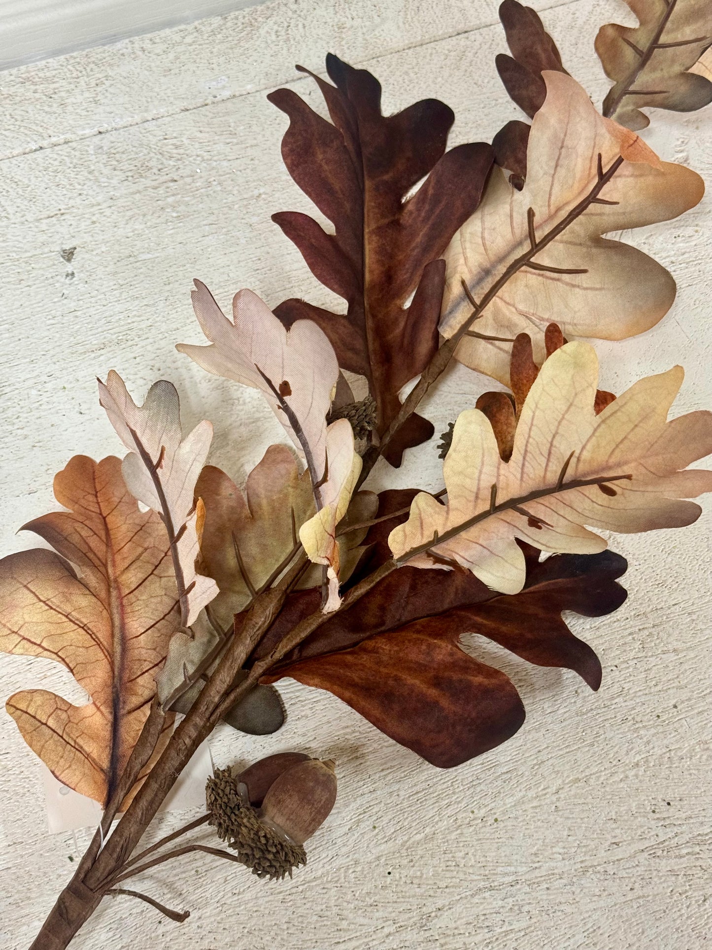 35 Inch Coffee Brown Oak Leaf And Acorn Spray