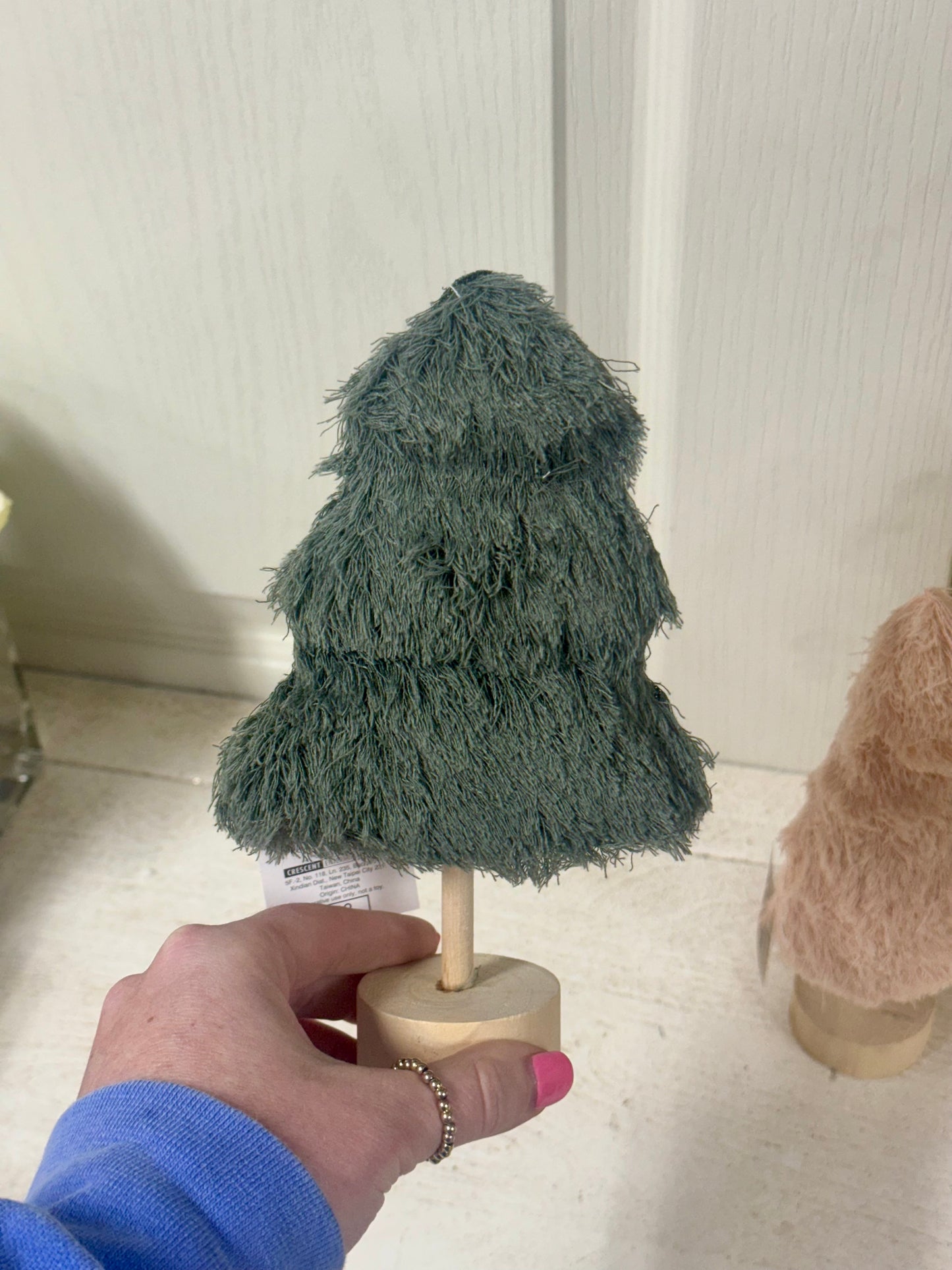 Large Tassel Trees Four Styles