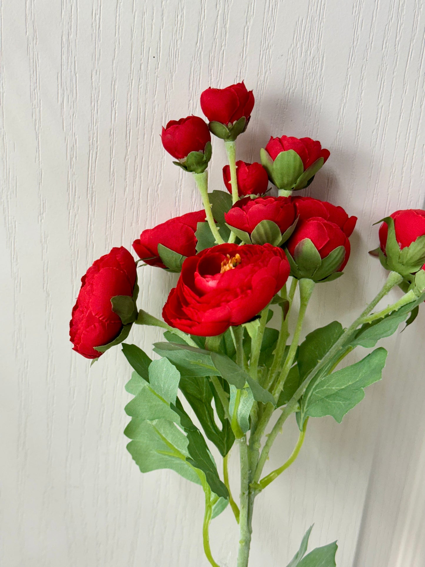 21.5 Inch Red Ranunculus Spray