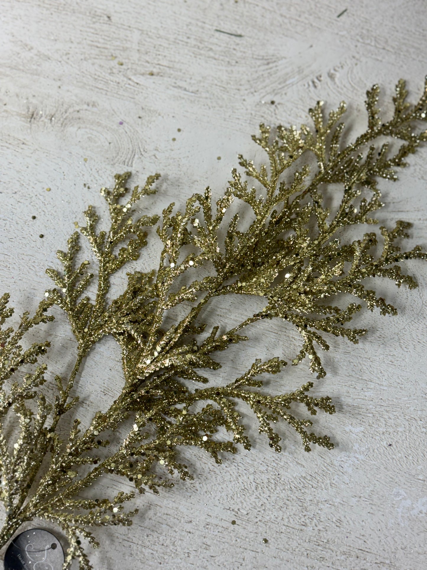 28.5 Inch Gold Glitter Lycopodium Spray