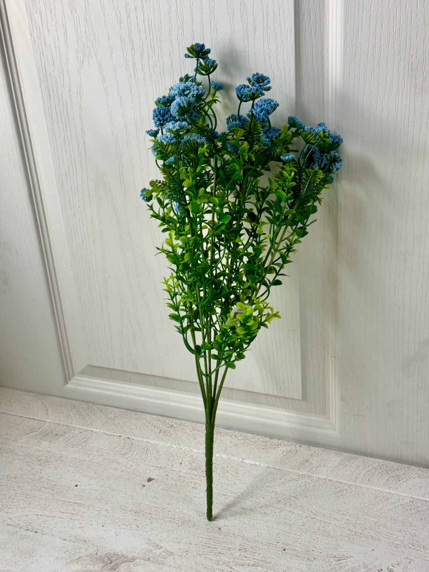19 Inch Blue Queen Ann Lace Floral Bush