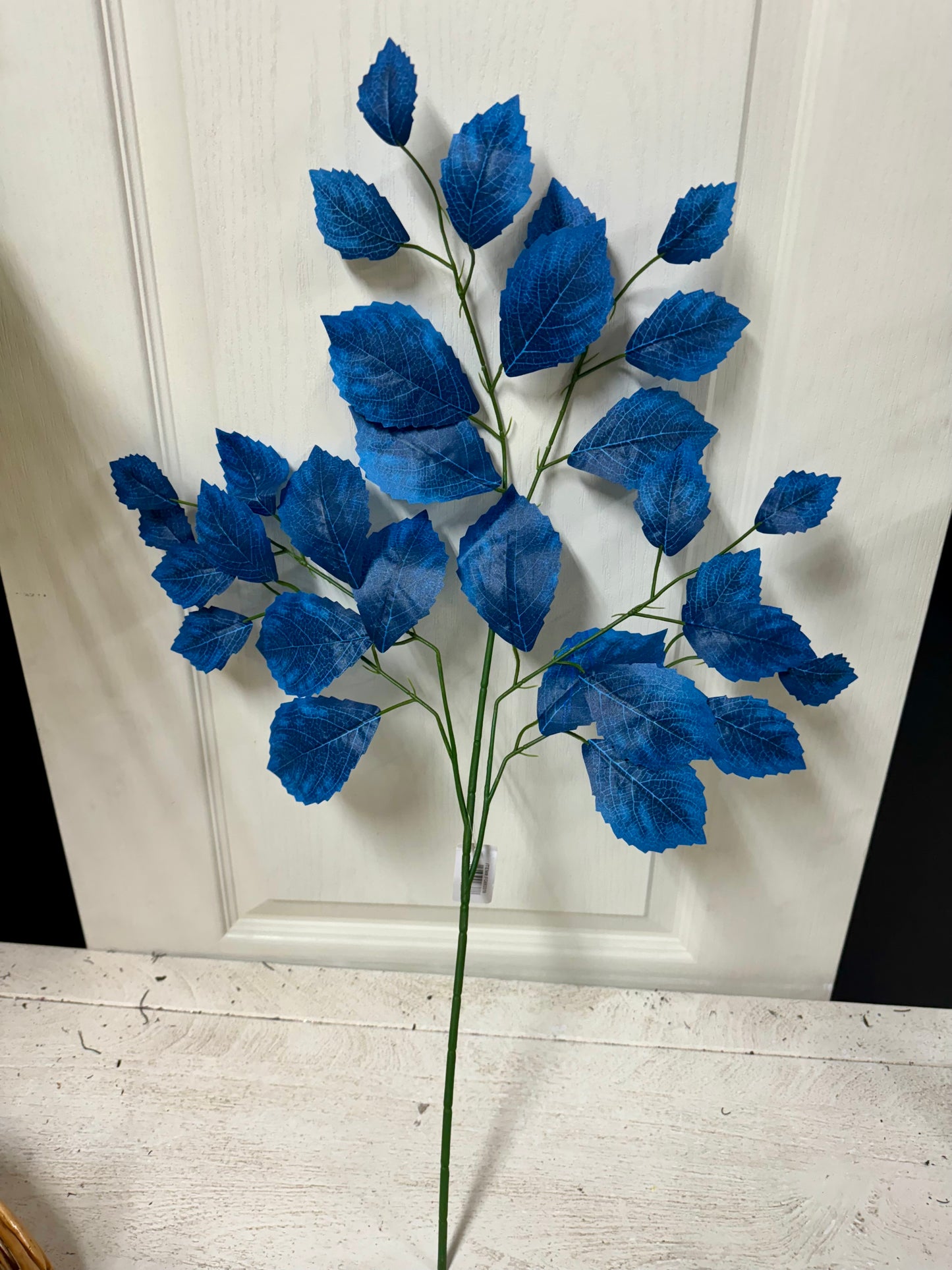 28 Inch Navy Blue Rose Leaf Spray