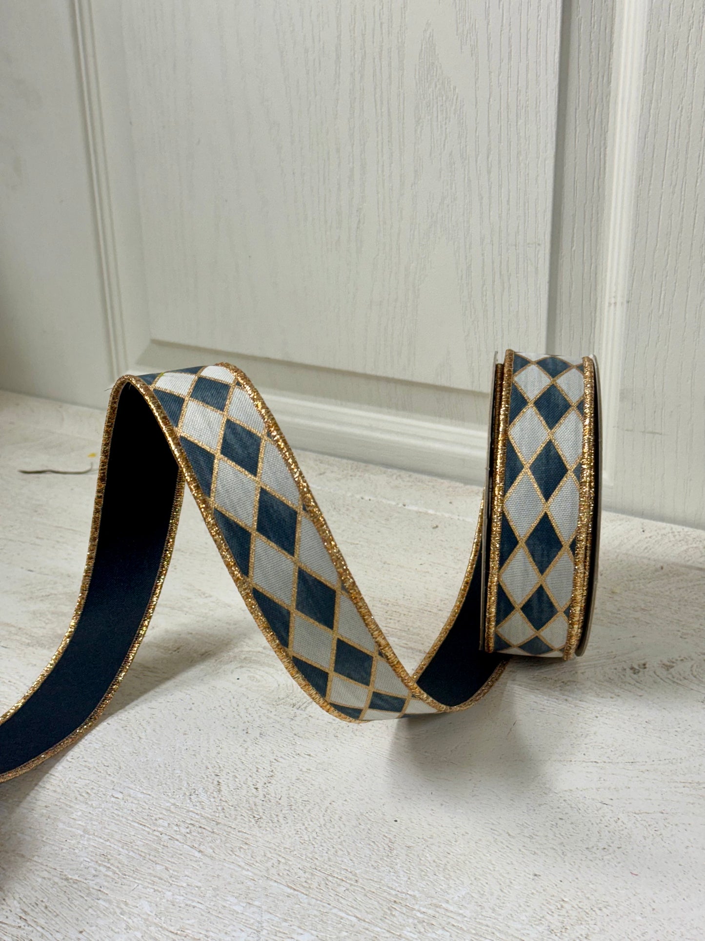 1.5 Inch By 10 Yard Black Gold And Cream Antique Harlequin Fused Ribbon