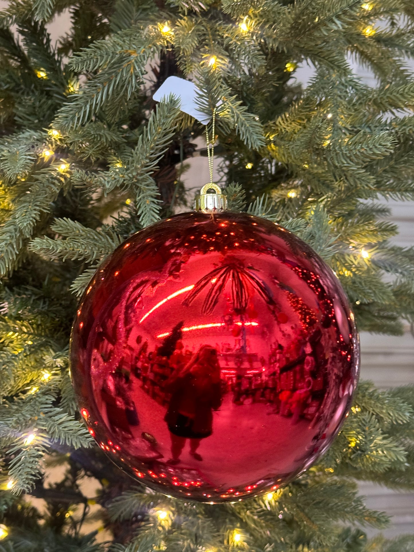 8 Inch Shiny Red Smooth Ornament Ball
