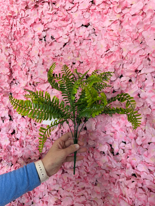 15.5 Inch Fern Bush