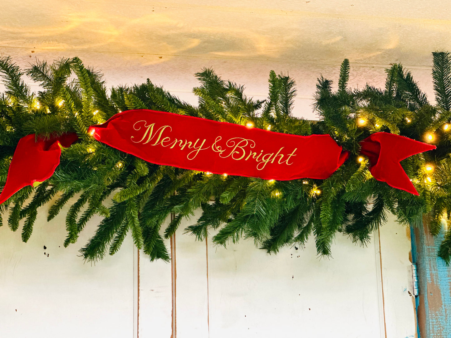 6 Inch By 70 Inch Merry & Bright Green And Red Banner