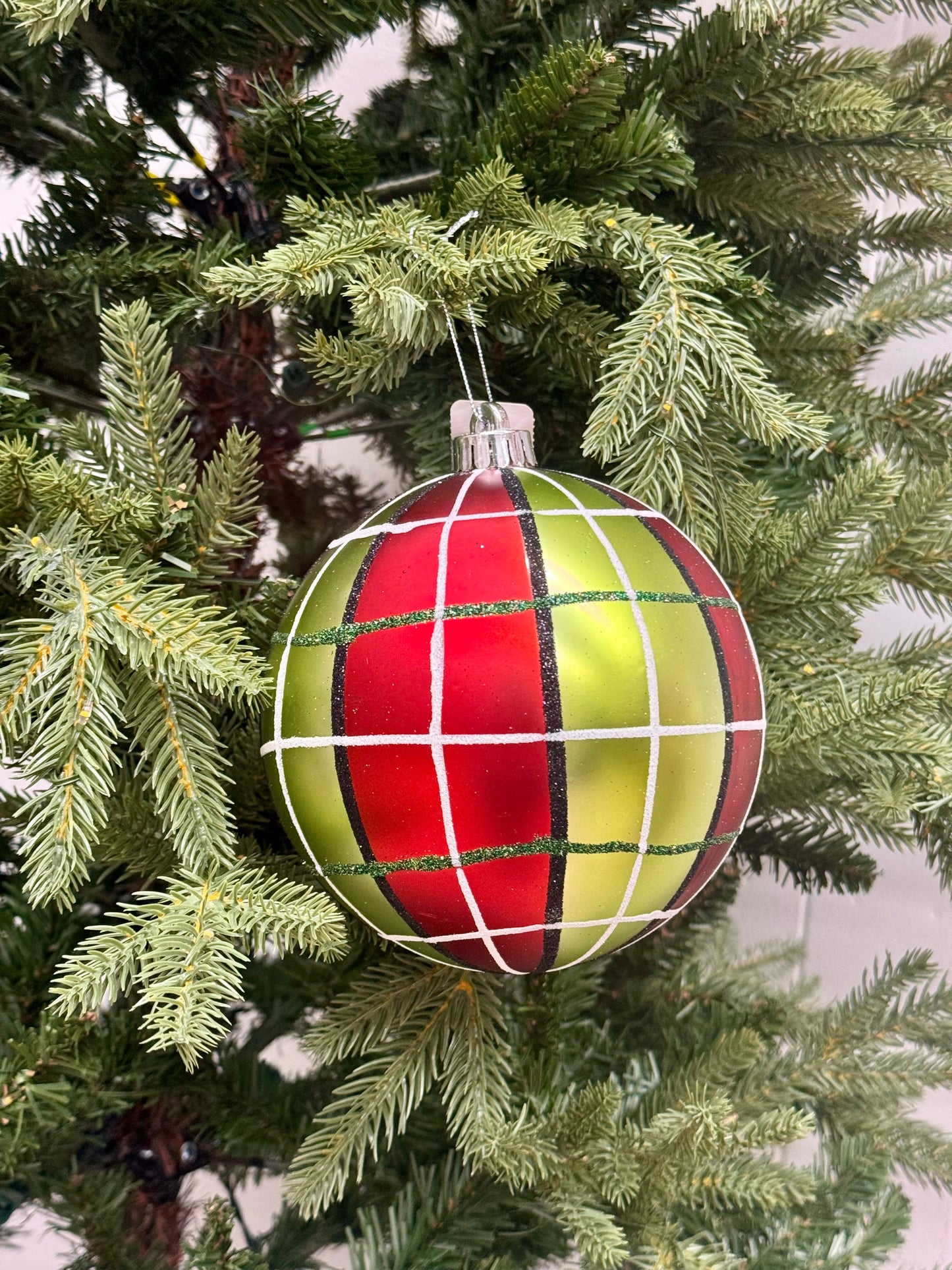 6 Inch Traditional Plaid Ornament Ball