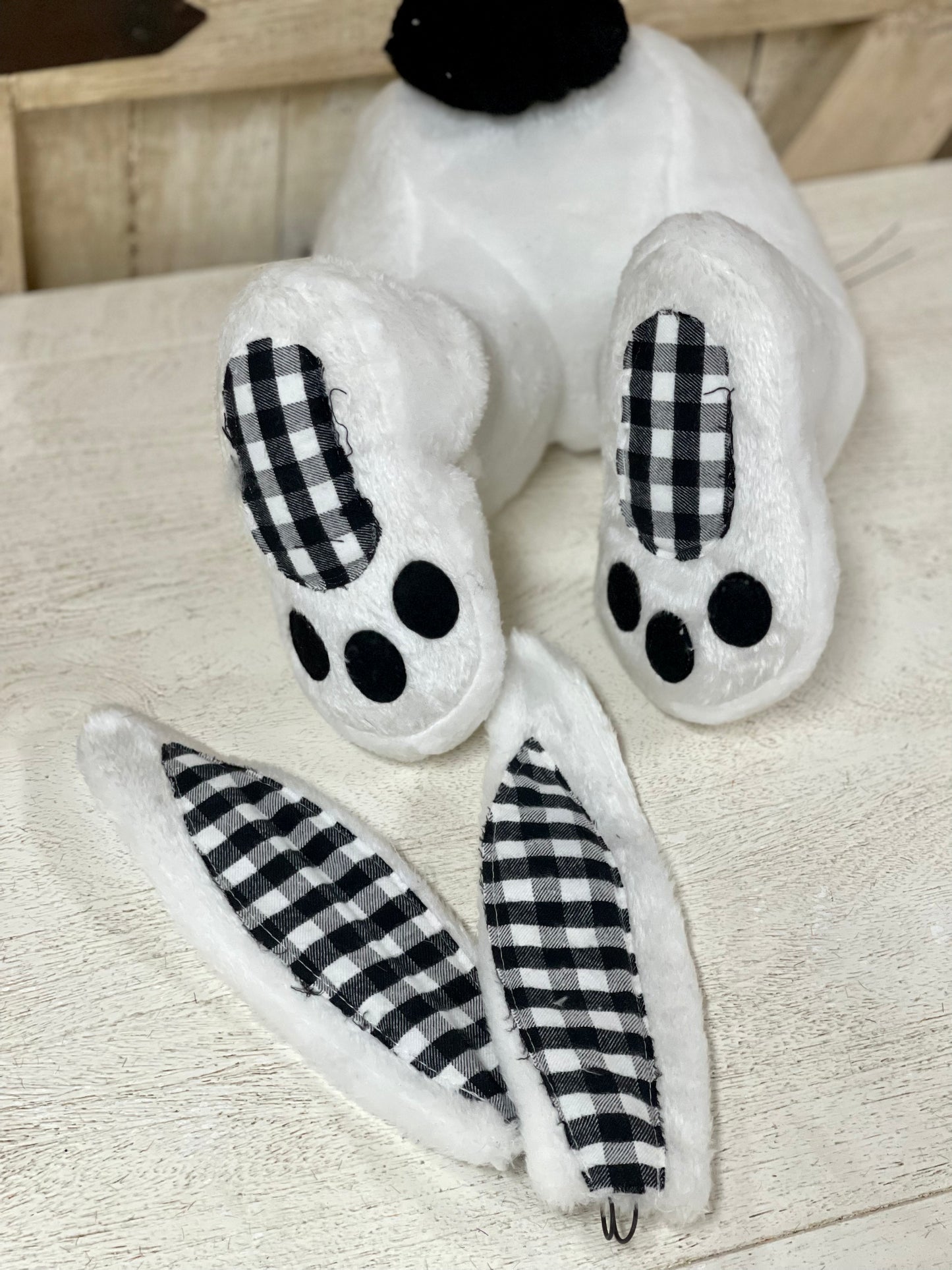 White And Black Bunny Decor Kit- 3 Piece