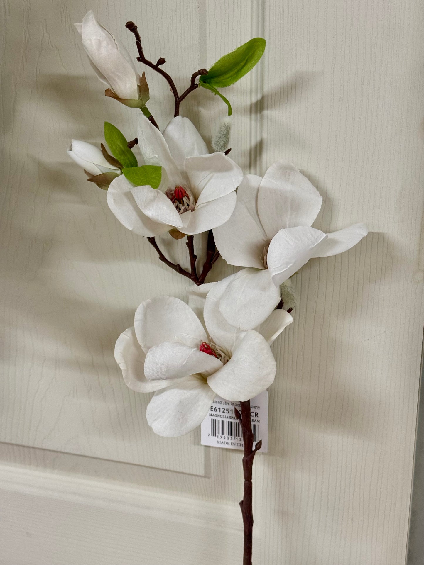 24 Inch Cream Magnolia Spray
