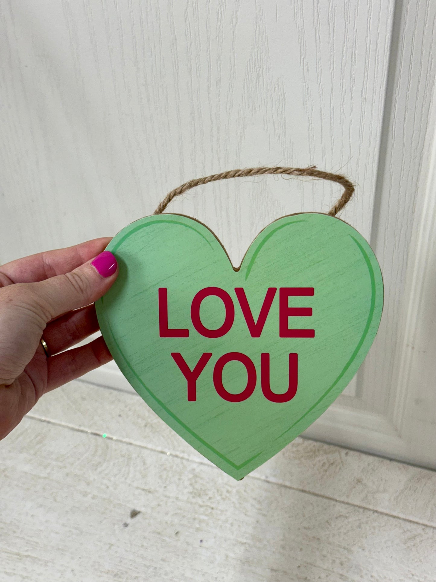 6 Inch Conversation Hearts Wreath Signs Five Assorted Colors