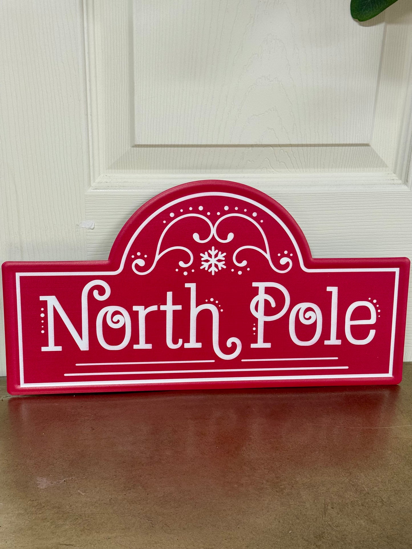 15 Inch Red And White North Pole Street Metal Sign