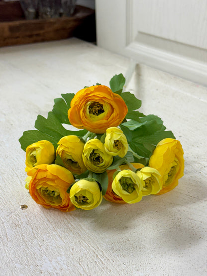 21.5 Inch Yellow Ranunculus Spray