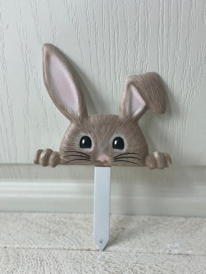 5 Inch Peeking Bunny Metal Plant Enhancer