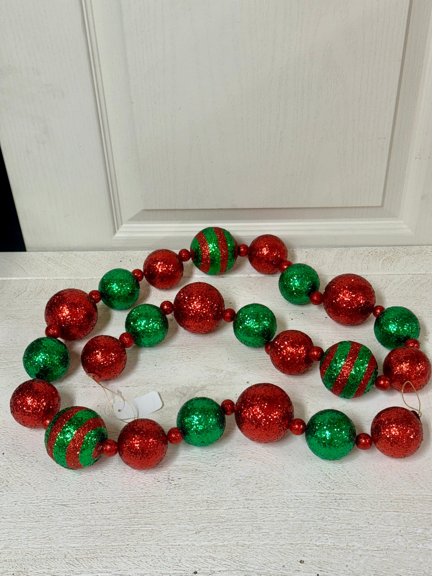 5 Foot Red And Emerald Green Glitter Stripe Ball Garland